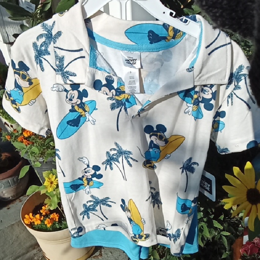 Disney Mickey Mouse Blue and Yellow Polo & Shorts Boys Sz 5 NWT